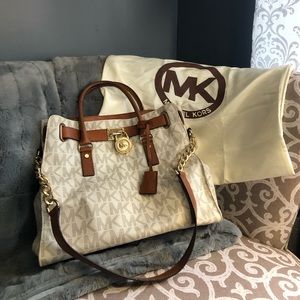 Michael Kors Large pocketbook
